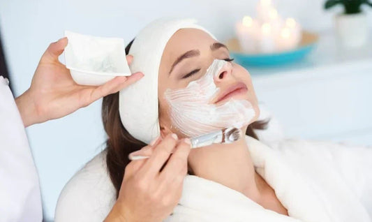 5 Benefits of Getting Regular Facial Treatment